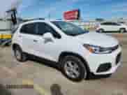 2018 Chevrolet Trax LT с VIN 3GNCJLSB3JL276632, выставлен на аукционе Copart как лот 84708875 с пробегом 47 643 миль миль и Списание • Salvage title. История ставок и продаж доступна на DreamBid. Изображение 4.