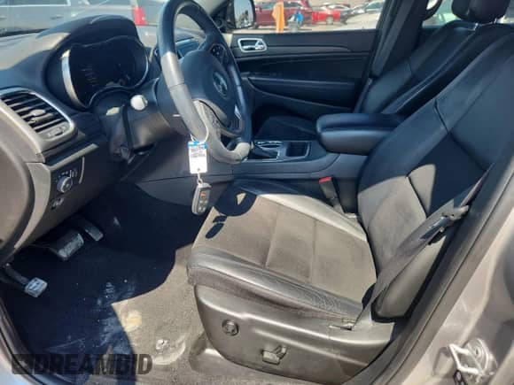 2021 Jeep Grand Cherokee Laredo X z VIN 1C4RJEAG2MC813874, wystawiony jako Copart lot #71417995 z przebiegiem 59 232 mil mil oraz Szkoda całkowita • Salvage title. Historia ofert i sprzedaży dostępna na DreamBid. Obrazek 7.