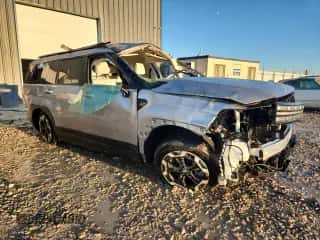 2025 Hyundai Santa Fe SEL with VIN 5NMP2DGL4SH087095, listed as a Copart auction lot 84820285 with 22,796 mi miles and Salvage title. Bid and sale history available at DreamBid. Image 4.