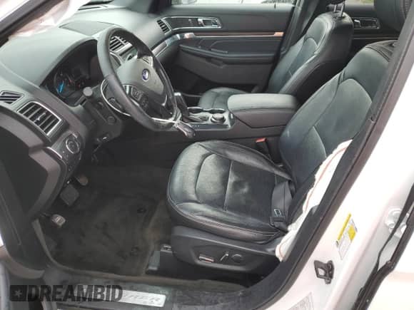 2017 Ford Explorer Limited z VIN 1FM5K8F8XHGC35774, wystawiony jako Copart lot #70104315 z przebiegiem 109 548 mil mil oraz Czysty tytuł • Clean title. Historia ofert i sprzedaży dostępna na DreamBid. Obrazek 7.