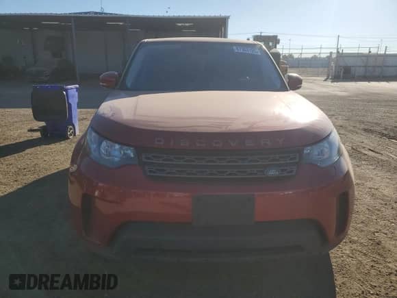 2017 Land Rover Discovery SE z VIN SALRGBBV8HA046875, wystawiony jako Copart lot #87303125 z przebiegiem 111 874 mil mil oraz Czysty tytuł • Clean title. Historia ofert i sprzedaży dostępna na DreamBid. Obrazek 5.