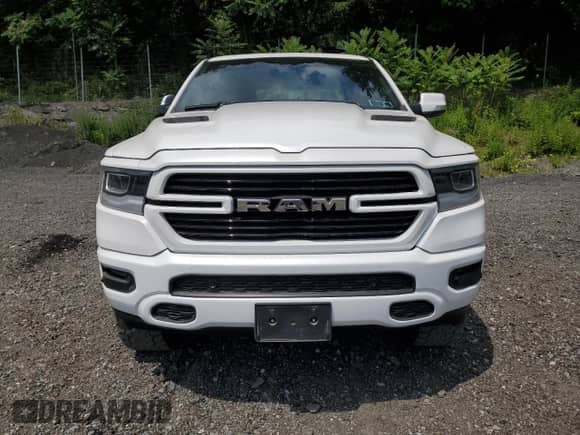 2020 Ram 1500 Laramie z VIN 1C6SRFRT7LN288368, wystawiony jako Copart lot #65631625 z przebiegiem 66 269 mil mil oraz Szkoda całkowita • Salvage title. Historia ofert i sprzedaży dostępna na DreamBid. Obrazek 5.