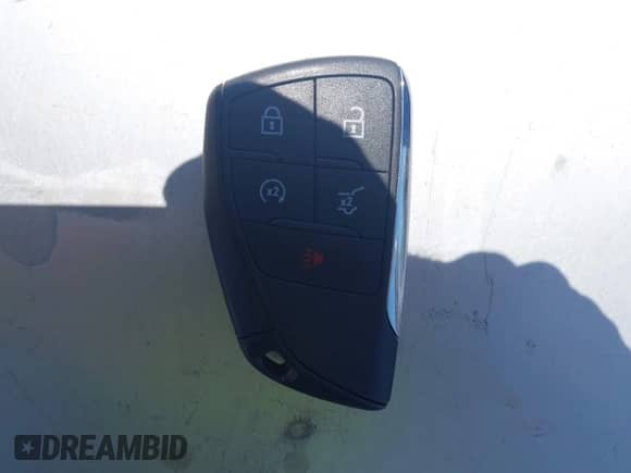2025 Chevrolet Equinox FWD RS z VIN 3GNAXLEG7SL193915, wystawiony jako IAAI lot #42928003 z przebiegiem 4 440 mil mil oraz . Historia ofert i sprzedaży dostępna na DreamBid. Obrazek 11.
