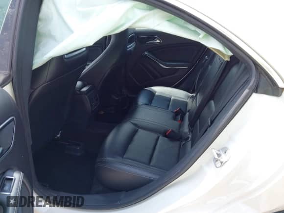 2017 Mercedes-Benz CLA 250 с VIN WDDSJ4EB7HN455004, выставлен на аукционе IAAI как лот 42312496 с пробегом 186 324 миль миль и . История ставок и продаж доступна на DreamBid. Изображение 8.