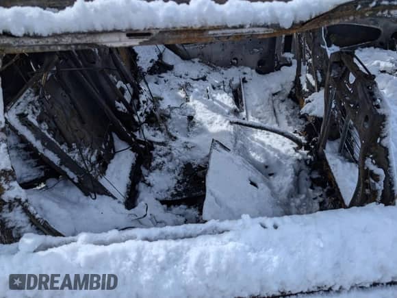 2021 Volkswagen Tiguan S с VIN 3VV0B7AX2MM067590, выставлен на аукционе Copart как лот 49818015 с пробегом Не указан миль и На запчасти • Non repairable. История ставок и продаж доступна на DreamBid. Изображение 13.