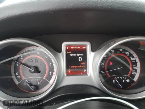2018 Dodge Journey R/T with VIN 3C4PDDFG9JT477013, listed as a Copart auction lot 59597695 with 151,102 mi miles and Salvage title. Bid and sale history available at DreamBid. Image 9.