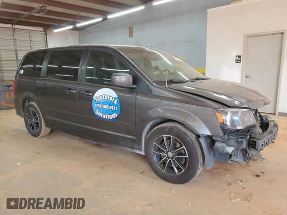 2016 Dodge Grand Caravan SE Plus with VIN 2C4RDGBG8GR386066, listed as a Copart auction lot 81763325 with 212,587 mi miles and Salvage title. Bid and sale history available at DreamBid. Image 4.
