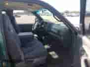 1999 Dodge 1500 z VIN 1B7HF13Z5XJ547187, wystawiony jako IAAI lot #41687655 z przebiegiem 187 722 mil mil oraz . Historia ofert i sprzedaży dostępna na DreamBid. Obrazek 5.