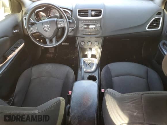 2013 Dodge Avenger SE V6 z VIN 1C3CDZAG2DN771462, wystawiony jako Copart lot #70118325 z przebiegiem 155 154 mil mil oraz Szkoda całkowita • Salvage title. Historia ofert i sprzedaży dostępna na DreamBid. Obrazek 8.