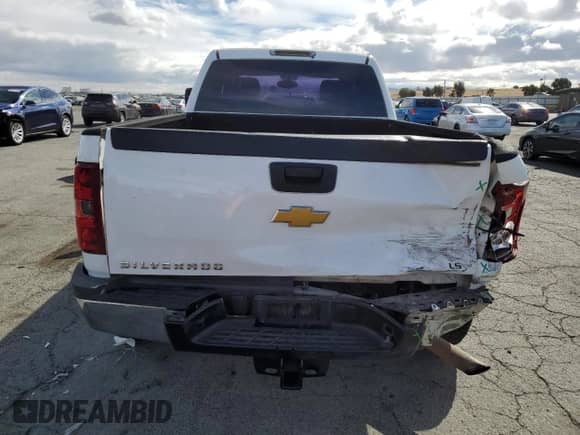 2014 Chevrolet Silverado 1500 с VIN 1GC4CZCG1EF129763, выставлен на аукционе Copart как лот 71725385 с пробегом 132 241 миль миль и Списание • Salvage title. История ставок и продаж доступна на DreamBid. Изображение 6.