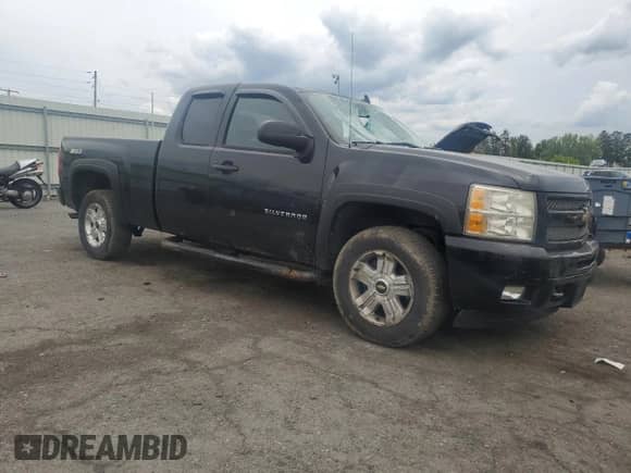 2010 Chevrolet Silverado 1500 LTZ с VIN 1GCSKTE32AZ158103, выставлен на аукционе Copart как лот 58114205 с пробегом 188 266 миль миль и Списание • Salvage title. История ставок и продаж доступна на DreamBid. Изображение 4.