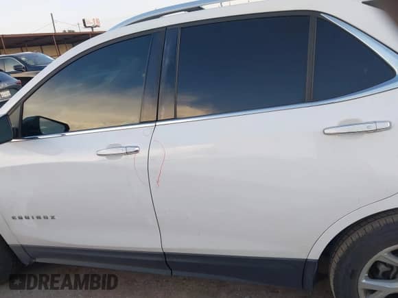 2018 Chevrolet Equinox Premier with VIN 3GNAXMEV8JS634895, listed as a IAAI auction lot 43076870 with 129,376 mi miles and . Bid and sale history available at DreamBid. Image 15.