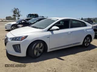 2020 Hyundai Ioniq Limited с VIN KMHC05LC5LU231372, выставлен на аукционе Copart как лот 60318185 с пробегом 73 039 миль миль и Списание • Salvage title. История ставок и продаж доступна на DreamBid. Изображение 1.