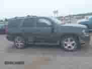 2010 Chevrolet Tahoe LT z VIN 1GNUKBE07AR190500, wystawiony jako IAAI lot #42485265 z przebiegiem 164 097 mil mil oraz . Historia ofert i sprzedaży dostępna na DreamBid. Obrazek 13.