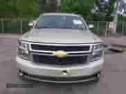 2016 Chevrolet Suburban LT z VIN 1GNSCHKCXGR282232, wystawiony jako IAAI lot #42650483 z przebiegiem 143 325 mil mil oraz . Historia ofert i sprzedaży dostępna na DreamBid. Obrazek 12.