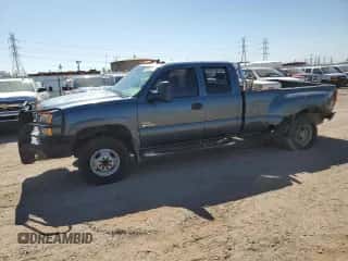 2006 Chevrolet Silverado 3500 DRW LT2 с VIN 1GCJC39D06E260199, выставлен на аукционе Copart как лот 57978775 с пробегом 216 390 миль миль и Списание • Salvage title. История ставок и продаж доступна на DreamBid. Изображение 1.