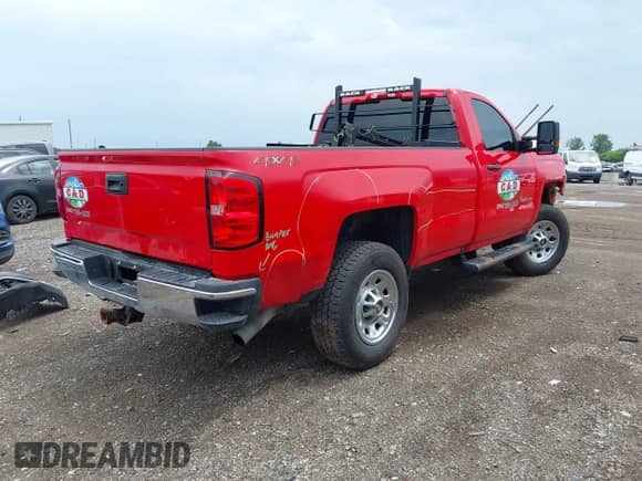 2018 Chevrolet Silverado 2500HD Work Truck z VIN 1GC0KUEG0JZ123978, wystawiony jako IAAI lot #42566894 z przebiegiem 95 533 mil mil oraz . Historia ofert i sprzedaży dostępna na DreamBid. Obrazek 4.