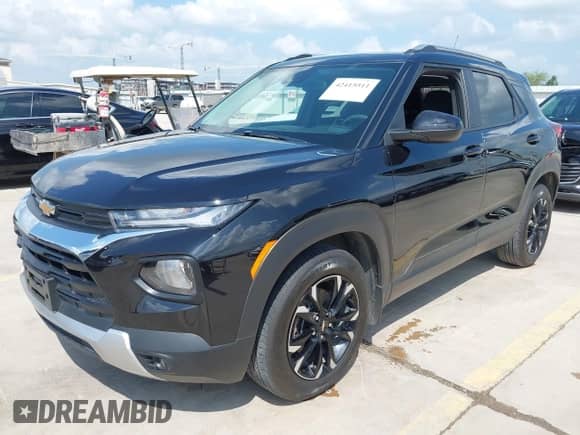 2023 Chevrolet TrailBlazer LT с VIN KL79MPS27PB081108, выставлен на аукционе IAAI как лот 42415511 с пробегом 19 758 миль миль и . История ставок и продаж доступна на DreamBid. Изображение 2.