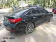 2016 Hyundai Sonata Limited с VIN 5NPE34AF9GH284703, выставлен на аукционе IAAI как лот 43137675 с пробегом 181 905 миль миль и . История ставок и продаж доступна на DreamBid. Изображение 4.