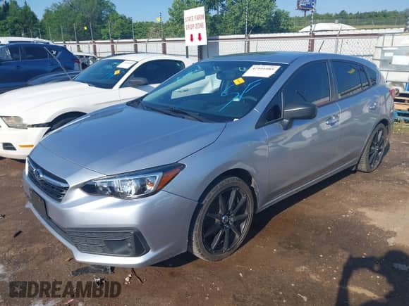 2020 Subaru Impreza with VIN 4S3GTAB62L3710372, listed as a IAAI auction lot 42401089 with 36,571 mi miles and . Bid and sale history available at DreamBid. Image 17.