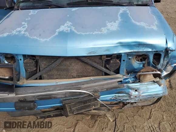 1994 Chevrolet Astro с VIN 1GNDM15Z2RB210658, выставлен на аукционе Copart как лот 78859874 с пробегом 236 955 миль миль и Списание • Salvage title. История ставок и продаж доступна на DreamBid. Изображение 13.
