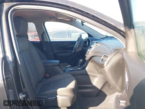 2020 Chevrolet Equinox LT с VIN 2GNAXUEV5L6199710, выставлен на аукционе IAAI как лот 41039726 с пробегом 115 472 миль миль и . История ставок и продаж доступна на DreamBid. Изображение 5.