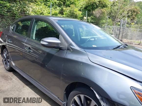 2017 Nissan Sentra SR с VIN 3N1AB7AP3HY397050, выставлен на аукционе IAAI как лот 42154893 с пробегом 95 572 миль миль и . История ставок и продаж доступна на DreamBid. Изображение 14.