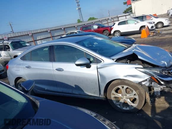 2017 Chevrolet Cruze Premier с VIN 1G1BF5SM8H7265409, выставлен на аукционе IAAI как лот 42254923 с пробегом 110 000 миль миль и . История ставок и продаж доступна на DreamBid. Изображение 13.
