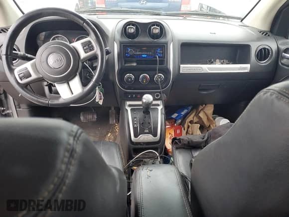 2017 Jeep Compass Latitude with VIN 1C4NJCEA9HD116419, listed as a Copart auction lot 86651594 with 140,373 mi miles and Salvage title. Bid and sale history available at DreamBid. Image 8.