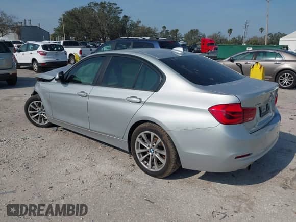 2016 BMW 3 Series 320i xDrive with VIN WBA8A3C59GK689623, listed as a IAAI auction lot 41472082 with 43,569 mi miles and . Bid and sale history available at DreamBid. Image 3.