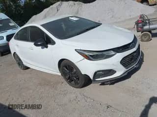 2017 Chevrolet Cruze LT с VIN 1G1BE5SM3H7275932, выставлен на аукционе IAAI как лот 43136582 с пробегом 157 506 миль миль и . История ставок и продаж доступна на DreamBid. Изображение 1.