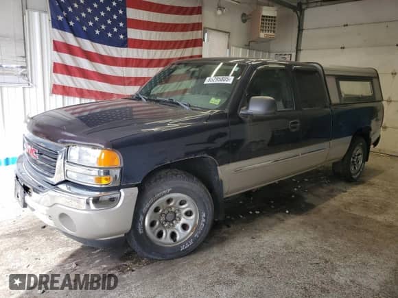 2005 GMC Sierra 1500 SLE с VIN 1GTEK19B85Z195214, выставлен на аукционе Copart как лот 85295805 с пробегом 121 323 миль миль и Чистый • Clean title. История ставок и продаж доступна на DreamBid. Изображение 1.