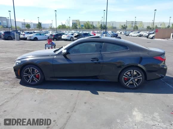 2022 BMW 4 Series M440i xDrive с VIN WBA13AR06NCL03176, выставлен на аукционе IAAI как лот 42031647 с пробегом 6 346 миль миль и . История ставок и продаж доступна на DreamBid. Изображение 15.