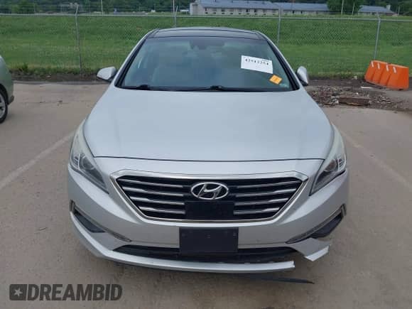 2015 Hyundai Sonata Sport z VIN 5NPE34AF7FH256185, wystawiony jako IAAI lot #42512254 z przebiegiem 120 783 mil mil oraz . Historia ofert i sprzedaży dostępna na DreamBid. Obrazek 13.