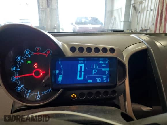 2016 Chevrolet Sonic LT с VIN 1G1JC6SB5G4155409, выставлен на аукционе Copart как лот 51408435 с пробегом 78 151 миль миль и Чистый • Clean title. История ставок и продаж доступна на DreamBid. Изображение 9.