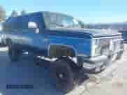 1988 Chevrolet Suburban с VIN 1GNEV16K0JF121266, выставлен на аукционе IAAI как лот 42896952 с пробегом 15 544 миль миль и . История ставок и продаж доступна на DreamBid. Изображение 1.