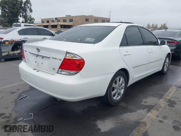 2005 Toyota Camry LE с VIN 4T1BF32K85U082496, выставлен на аукционе IAAI как лот 43534781 с пробегом 238 564 миль миль и . История ставок и продаж доступна на DreamBid. Изображение 4.