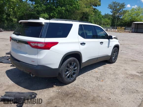2020 Chevrolet Traverse RS z VIN 1GNERJKW9LJ298430, wystawiony jako IAAI lot #42335631 z przebiegiem 129 241 mil mil oraz . Historia ofert i sprzedaży dostępna na DreamBid. Obrazek 4.