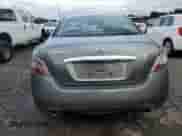 2014 Nissan Maxima SV z VIN 1N4AA5AP8EC459220, wystawiony jako Copart lot #82001035 z przebiegiem 114 013 mil mil oraz Szkoda całkowita • Salvage title. Historia ofert i sprzedaży dostępna na DreamBid. Obrazek 6.