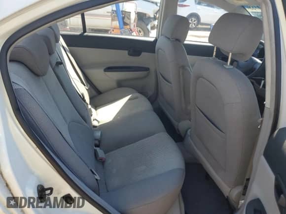 2006 Hyundai Accent GLS z VIN KMHCN46C66U051569, wystawiony jako Copart lot #69154735 z przebiegiem 210 214 mil mil oraz Czysty tytuł • Clean title. Historia ofert i sprzedaży dostępna na DreamBid. Obrazek 10.