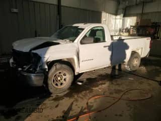 2014 Chevrolet Silverado 1500 Work Truck z VIN 1GCNKPEH6EZ207339, wystawiony jako Copart lot #41426195 z przebiegiem 234 446 mil mil oraz Czysty tytuł • Clean title. Historia ofert i sprzedaży dostępna na DreamBid. Obrazek 1.