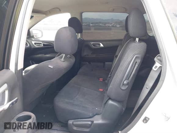 2013 Nissan Pathfinder SL z VIN 5N1AR2MN1DC627348, wystawiony jako IAAI lot #40151386 z przebiegiem 132 890 mil mil oraz . Historia ofert i sprzedaży dostępna na DreamBid. Obrazek 8.