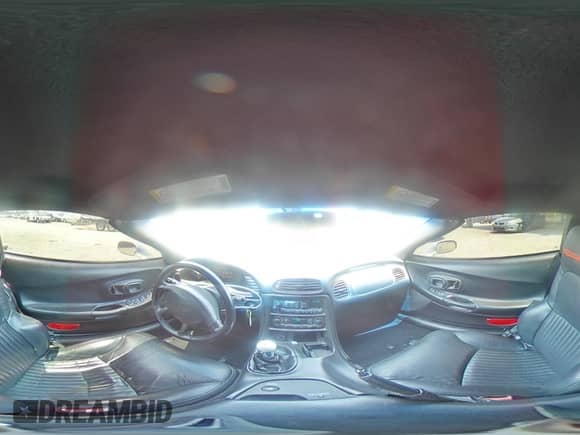 2003 Chevrolet Corvette Z06 z VIN 1G1YY12S935105216, wystawiony jako Copart lot #68721585 z przebiegiem 99 972 mil mil oraz Szkoda całkowita • Salvage title. Historia ofert i sprzedaży dostępna na DreamBid. Obrazek 14.
