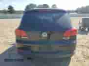 2013 Volkswagen Tiguan S с VIN WVGBV3AX4DW613356, выставлен на аукционе Copart как лот 85730395 с пробегом 136 508 миль миль и Списание • Salvage title. История ставок и продаж доступна на DreamBid. Изображение 6.