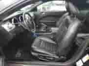 2007 Ford Mustang GT Deluxe z VIN 1ZVHT82H075220762, wystawiony jako Copart lot #90052055 z przebiegiem 103 359 mil mil oraz Czysty tytuł • Clean title. Historia ofert i sprzedaży dostępna na DreamBid. Obrazek 7.