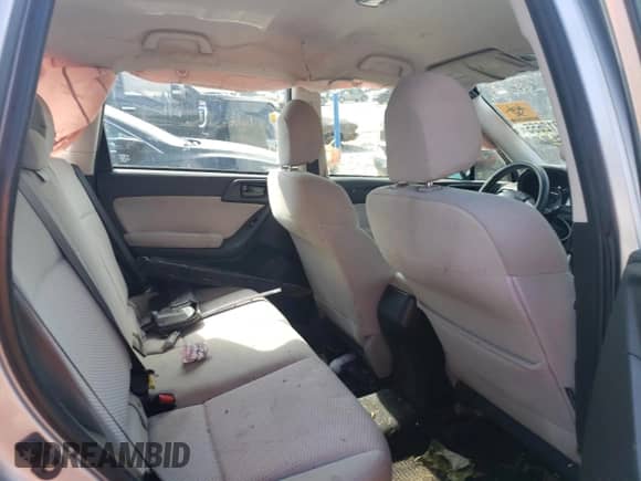 2015 Subaru Forester 2.5i z VIN JF2SJABC0FH572314, wystawiony jako Copart lot #85912655 z przebiegiem 139 390 mil mil oraz Szkoda całkowita • Salvage title. Historia ofert i sprzedaży dostępna na DreamBid. Obrazek 11.