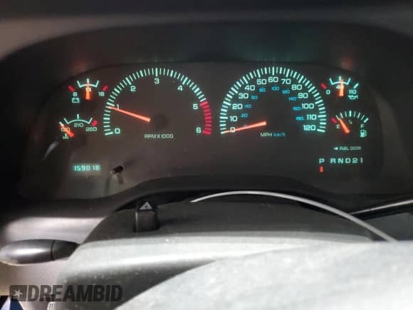 1999 Dodge 1500 z VIN 3B7HF13Y7XG170158, wystawiony jako Copart lot #60164455 z przebiegiem 159 018 mil mil oraz Czysty tytuł • Clean title. Historia ofert i sprzedaży dostępna na DreamBid. Obrazek 9.