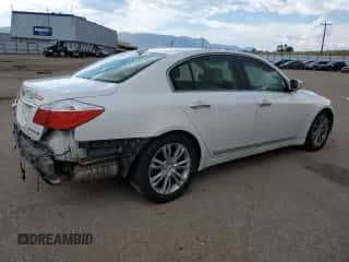 2011 Hyundai Genesis z VIN KMHGC4DF0BU114101, wystawiony jako Copart lot #67323745 z przebiegiem 144 670 mil mil oraz Szkoda całkowita • Salvage title. Historia ofert i sprzedaży dostępna na DreamBid. Obrazek 3.