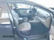 2017 Hyundai Elantra Limited z VIN 5NPD84LF0HH098947, wystawiony jako IAAI lot #42316562 z przebiegiem 102 629 mil mil oraz . Historia ofert i sprzedaży dostępna na DreamBid. Obrazek 5.