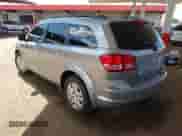 2017 Dodge Journey SE z VIN 3C4PDCAB7HT626826, wystawiony jako IAAI lot #43221740 z przebiegiem 77 842 mil mil oraz . Historia ofert i sprzedaży dostępna na DreamBid. Obrazek 3.